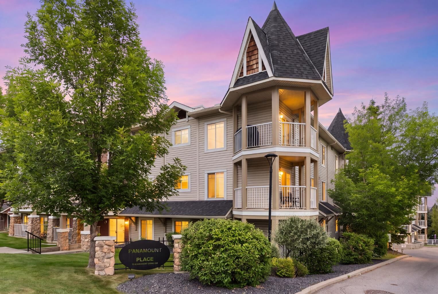 Property Photo: 70 Panamount Drive NW 1102 AB T3K 5Z1