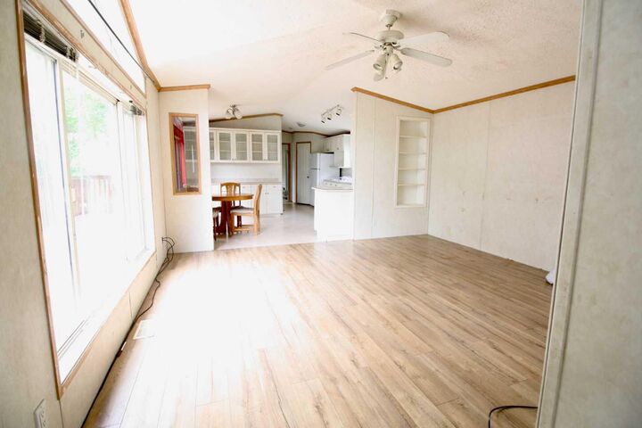 Property Photo: 9810 102 Street AB T0H 1Z0