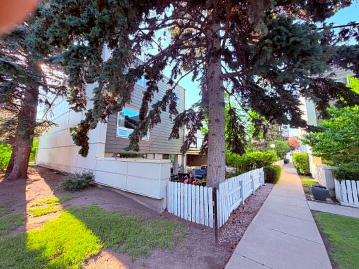 Property Photo: 6919 Elbow Drive SW 129 AB T2V 0E6