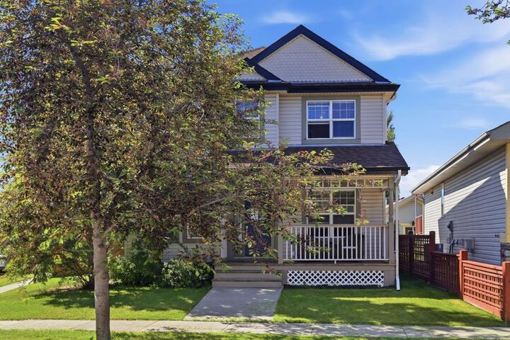 134 Prestwick Landing SE — photo 1