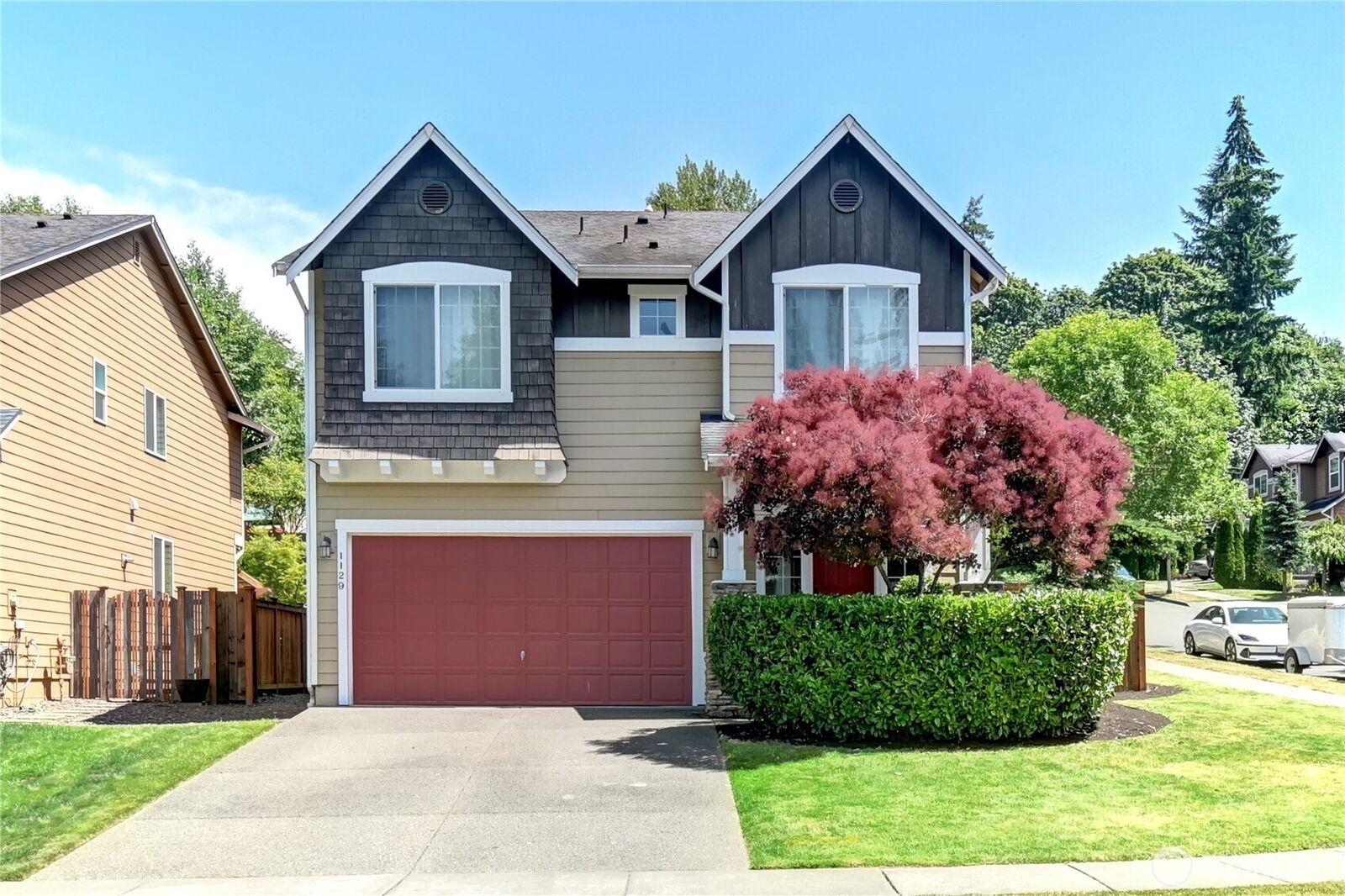 Property Photo:  1129  117th Drive SE  WA 98258 