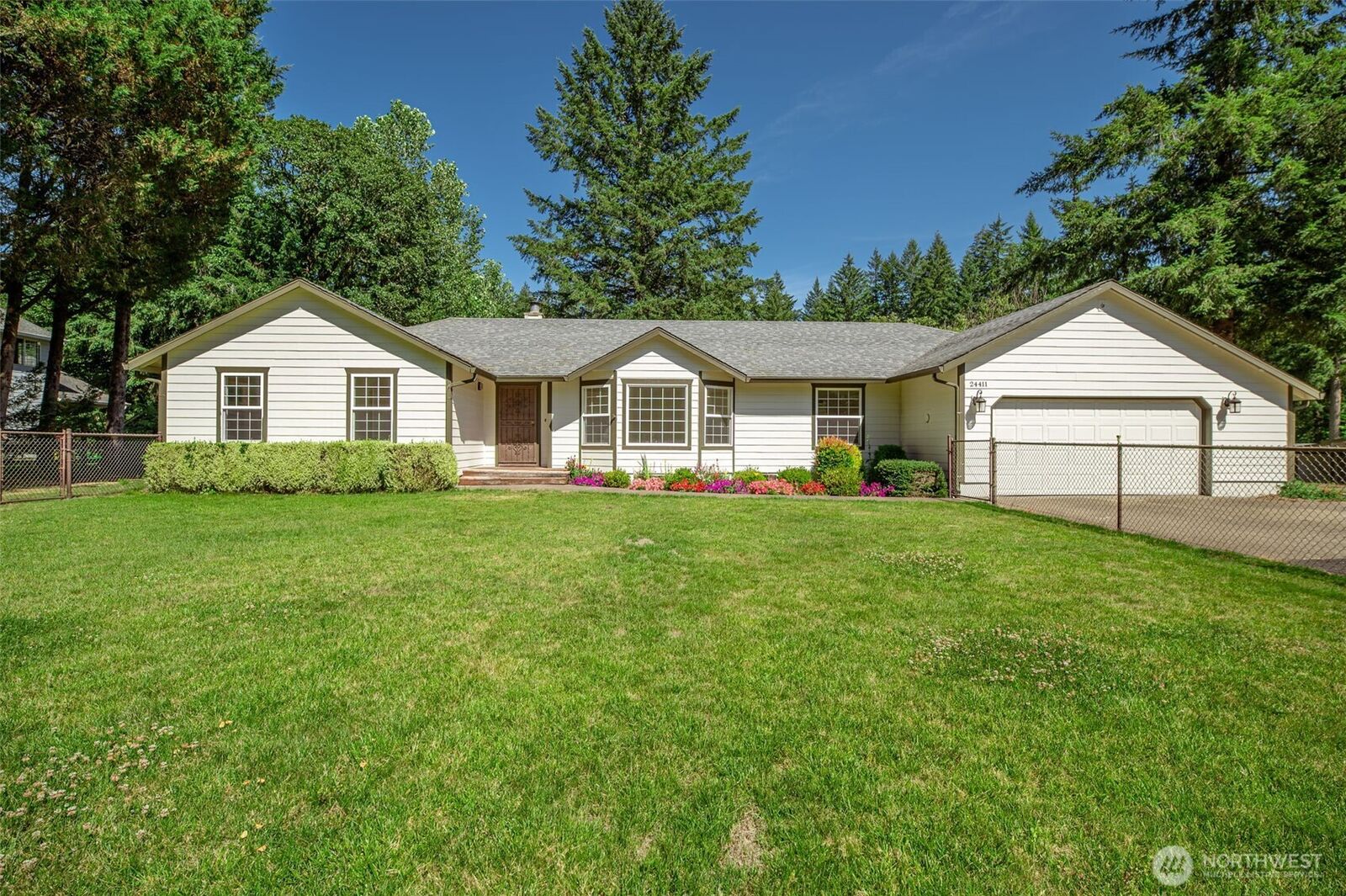 Property Photo:  24411 NE 209th Avenue  WA 98604 