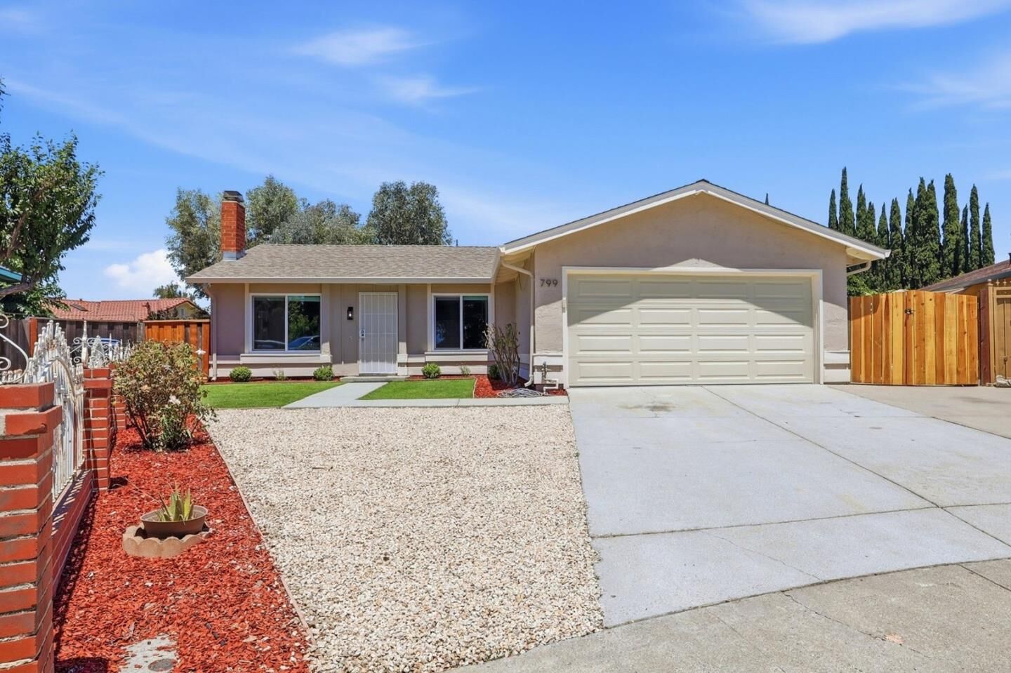 Property Photo: 799 Sunbrook Court CA 95111