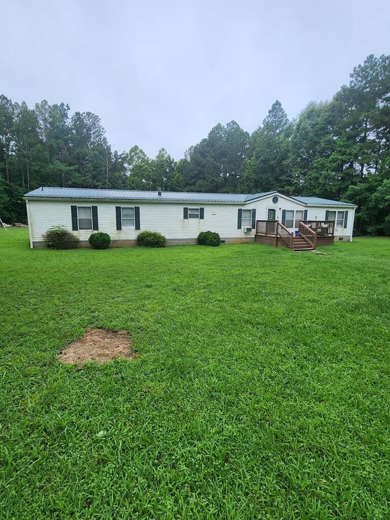 Property Photo: 525 Duffey Rd VA 23947