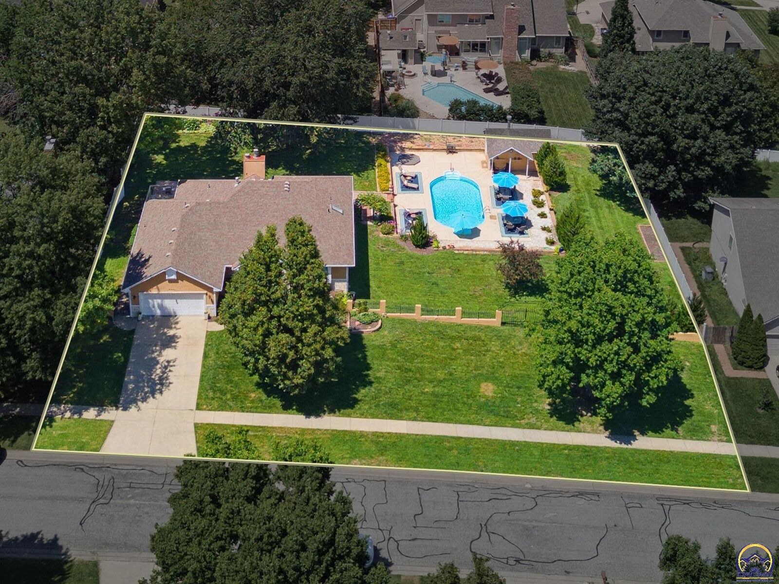 Property Photo: 6434 SW Golf View Dr KS 66614
