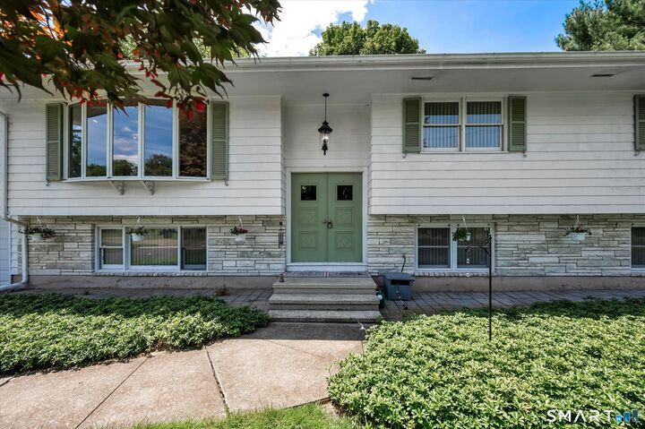 Property Photo:  73 Rolling Ridge Road  CT 06514 