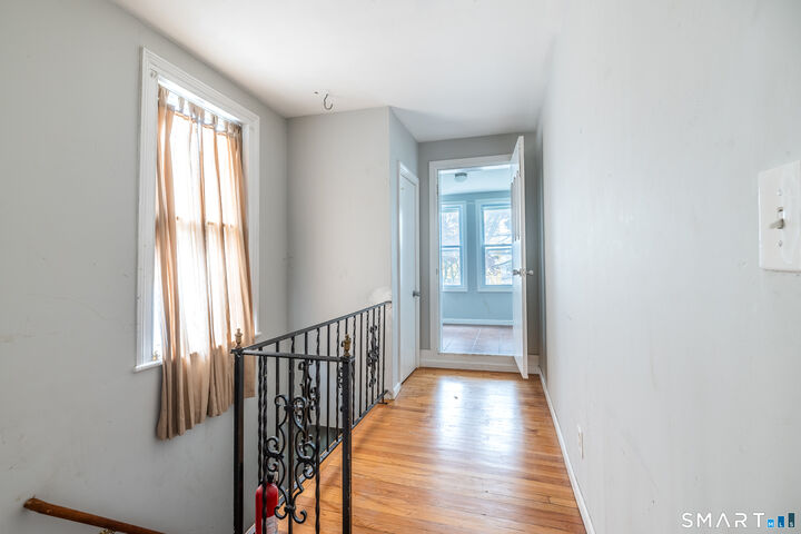 Property Photo: 727 Brewster Street 2nd Floor CT 06606