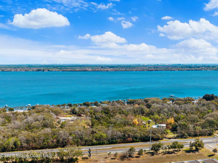 Property Photo:  6811 Snapping Turtle Trail  FL 32927 