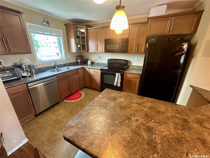 Property Photo: 110 Shillington Crescent 412 SK S7K 3J6