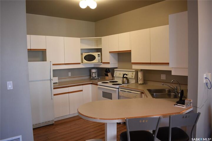 Property Photo: 1867 Hamilton Street 501 SK S4P 2C2