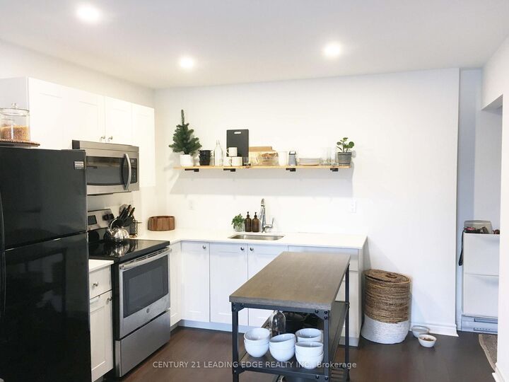 Property Photo: 230 Court Street ON L1H 4W7