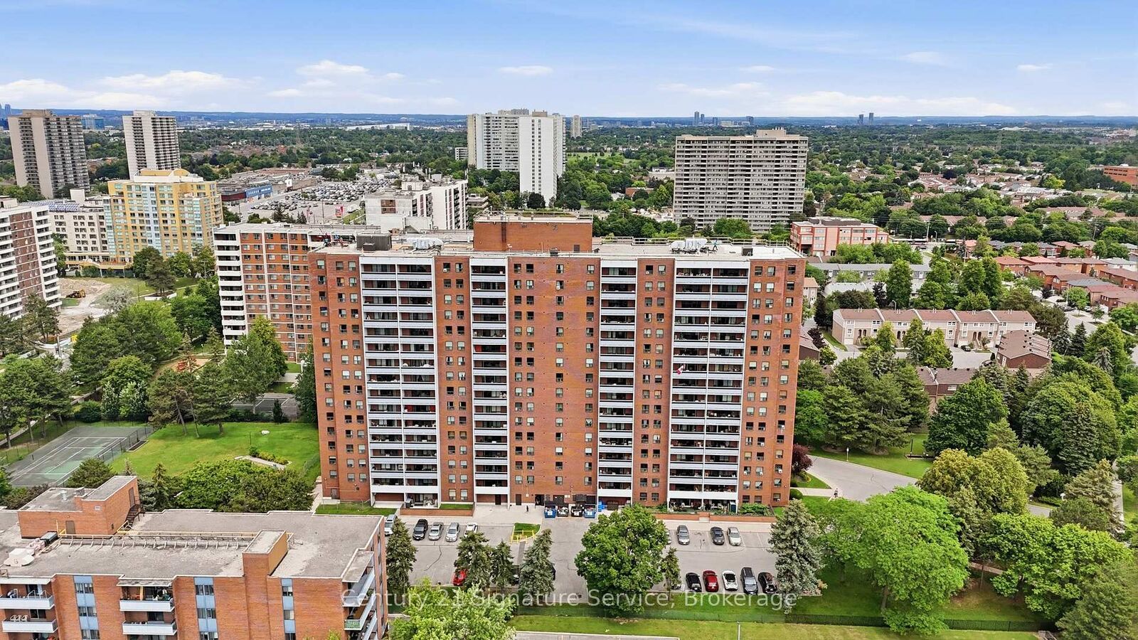 Property Photo:  1250 Bridletowne Circle 610  ON M1W 2V1 