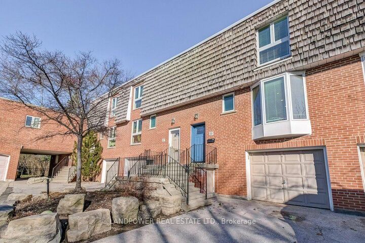 Property Photo: 10 Brassbell Mill Way ON M2L 1P7