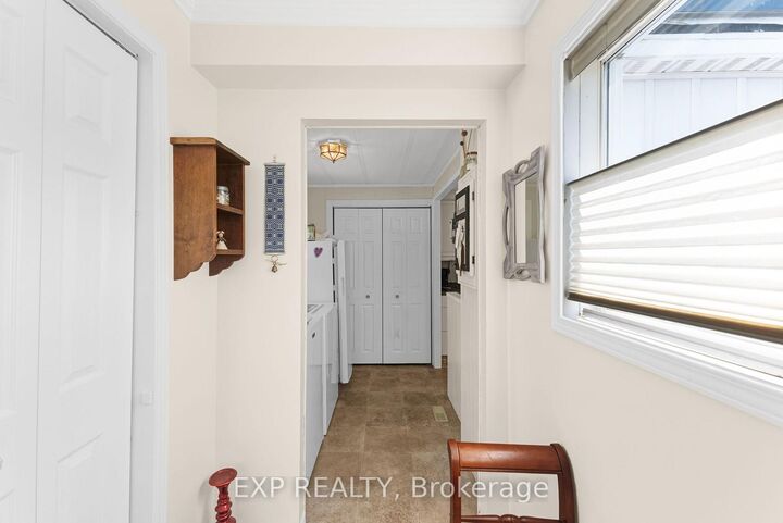 Property Photo:  5263 Elliott Side Road 5  ON L4R 4K3 