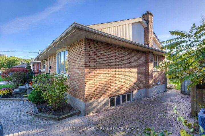 Photo de la propriété:  135 Byron Avenue  ON N2C 1Z7 