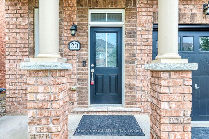 Property Photo:  20 Wellman Crescent  ON L7C 3W5 