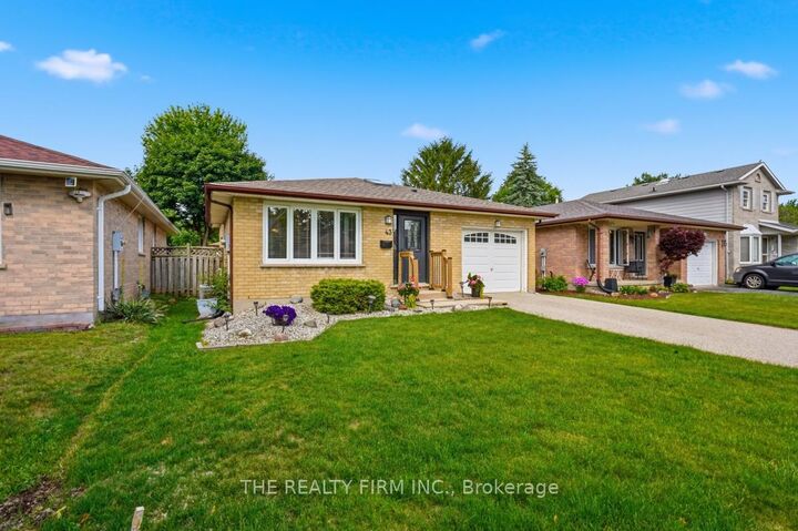 Property Photo:  43 Clara Crescent  ON N6E 3G3 