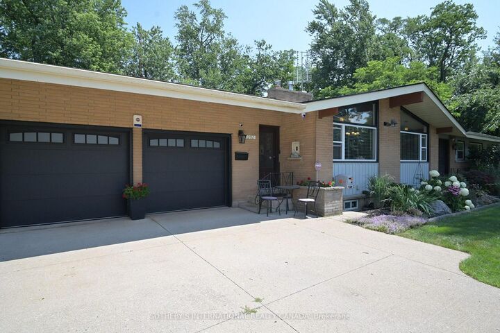Property Photo: 6292 Brookfield Avenue ON L2G 5R8