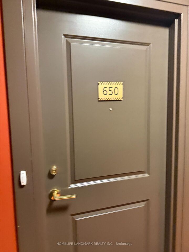 11211 Yonge Street 650 — photo 1