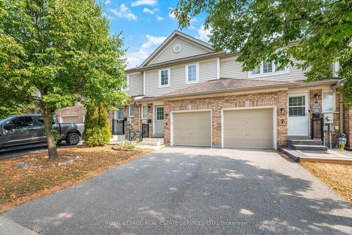 Property Photo:  430 Mapleview Drive E 6  ON L4N 0H4 