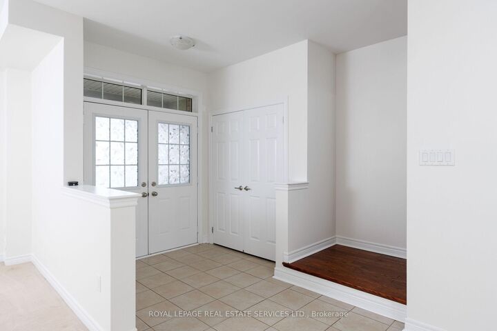 Property Photo: 3061 Preserve Drive ON L6M 0W7