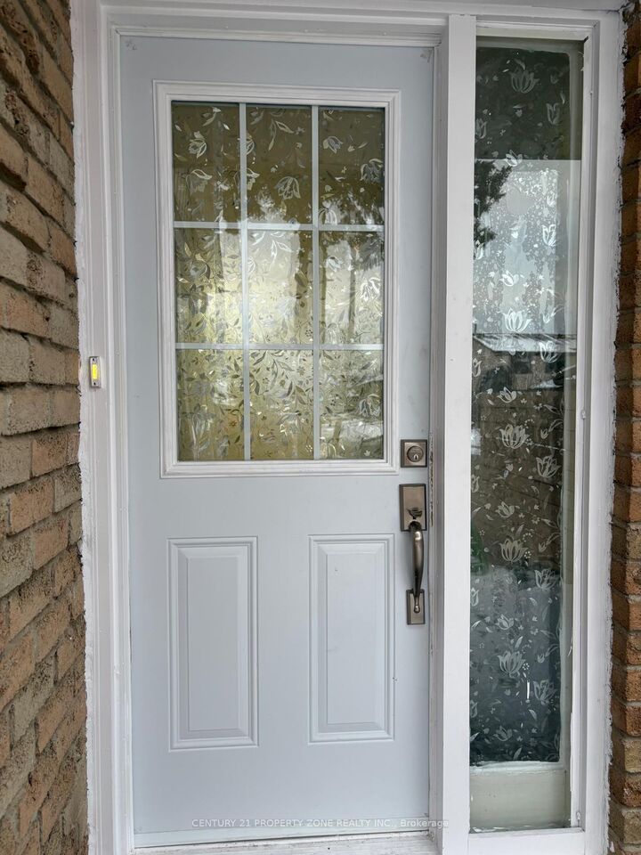 Property Photo: 244 Royal Salisbury Way ON L6V 3H4