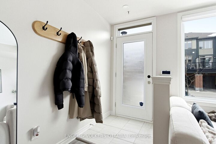 Property Photo: 808 Kiniw Private ON K1K 5A4