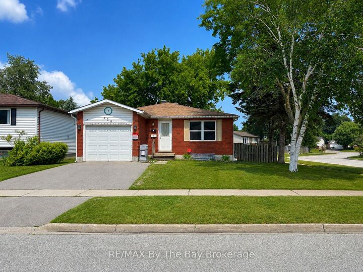 326 Christine Drive — photo 1