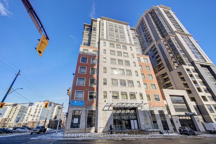 150 Main Street W 503 — photo 1