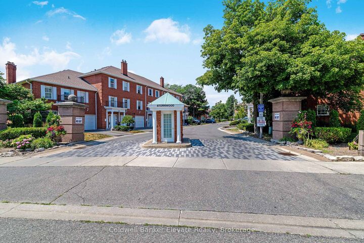 Property Photo: 55 Stornwood Court ON L6W 4J1
