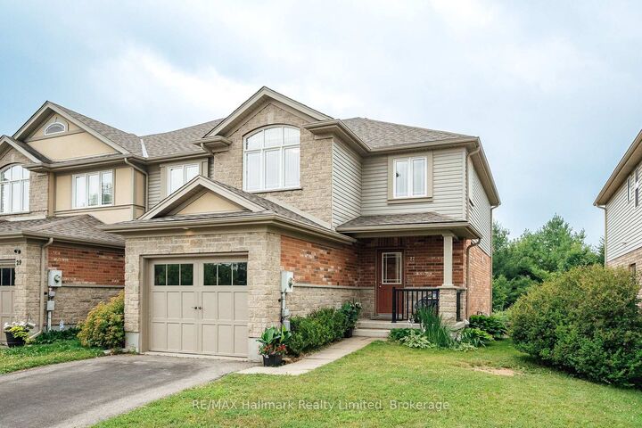 27 Wilkie Crescent — photo 1