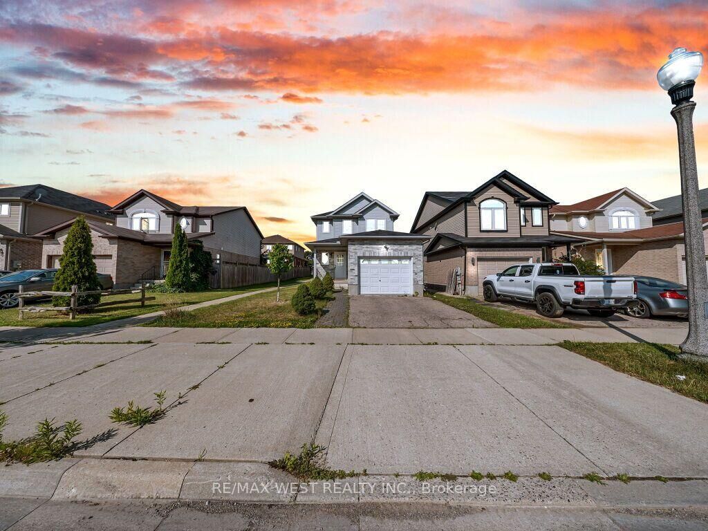 Property Photo: 1369 Old Zeller Drive ON N2A 0C6