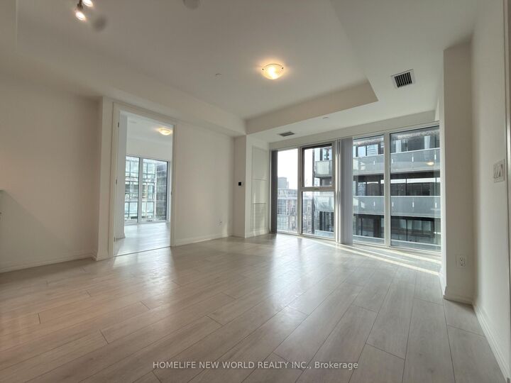 Photo de la propriété: 400 King Street W 1122 ON M5V 0X8