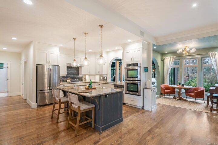 Property Photo: 531 Yambury Rd BC V9K 1C5
