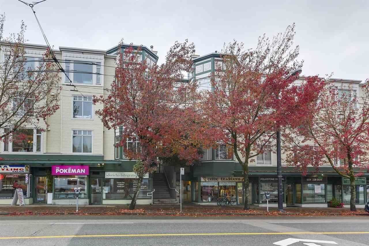 Property Photo: 3727 W 10th Avenue 404 BC V6R 2G5