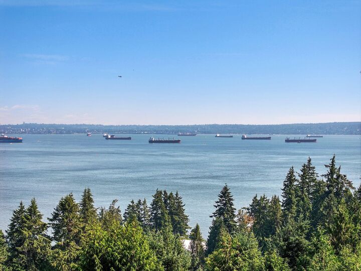 Property Photo: 3664 Cedaridge Place BC V7V 3H4