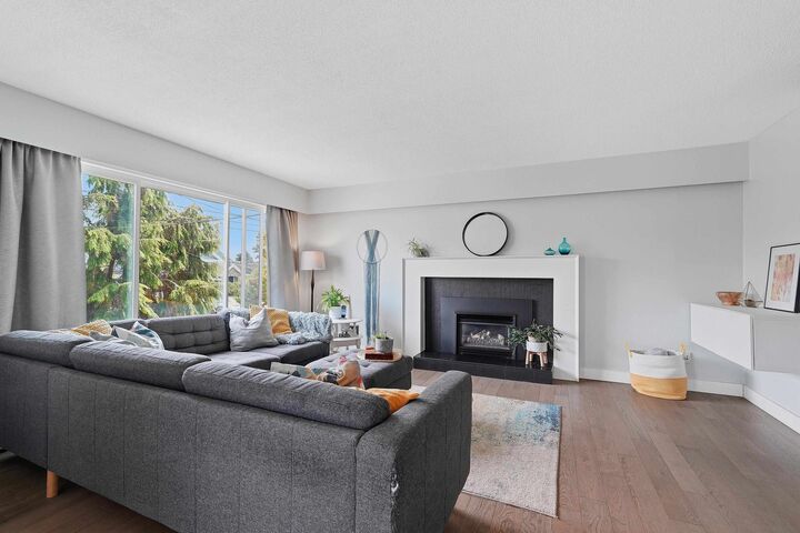 Property Photo: 5351 Crescent Drive BC V4K 2E2