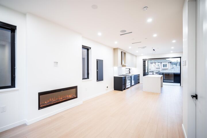 Property Photo: 7960 Inverness Street BC V5X 4H7