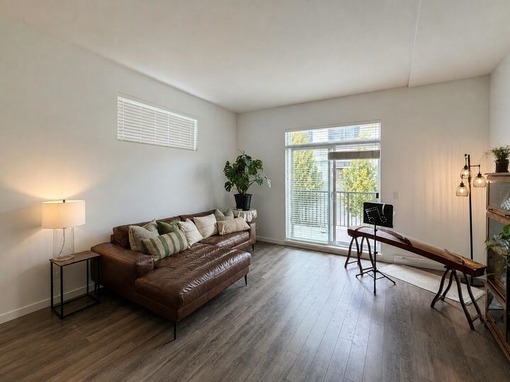 Property Photo:  15268 28 Avenue 85  BC V4P 0E8 