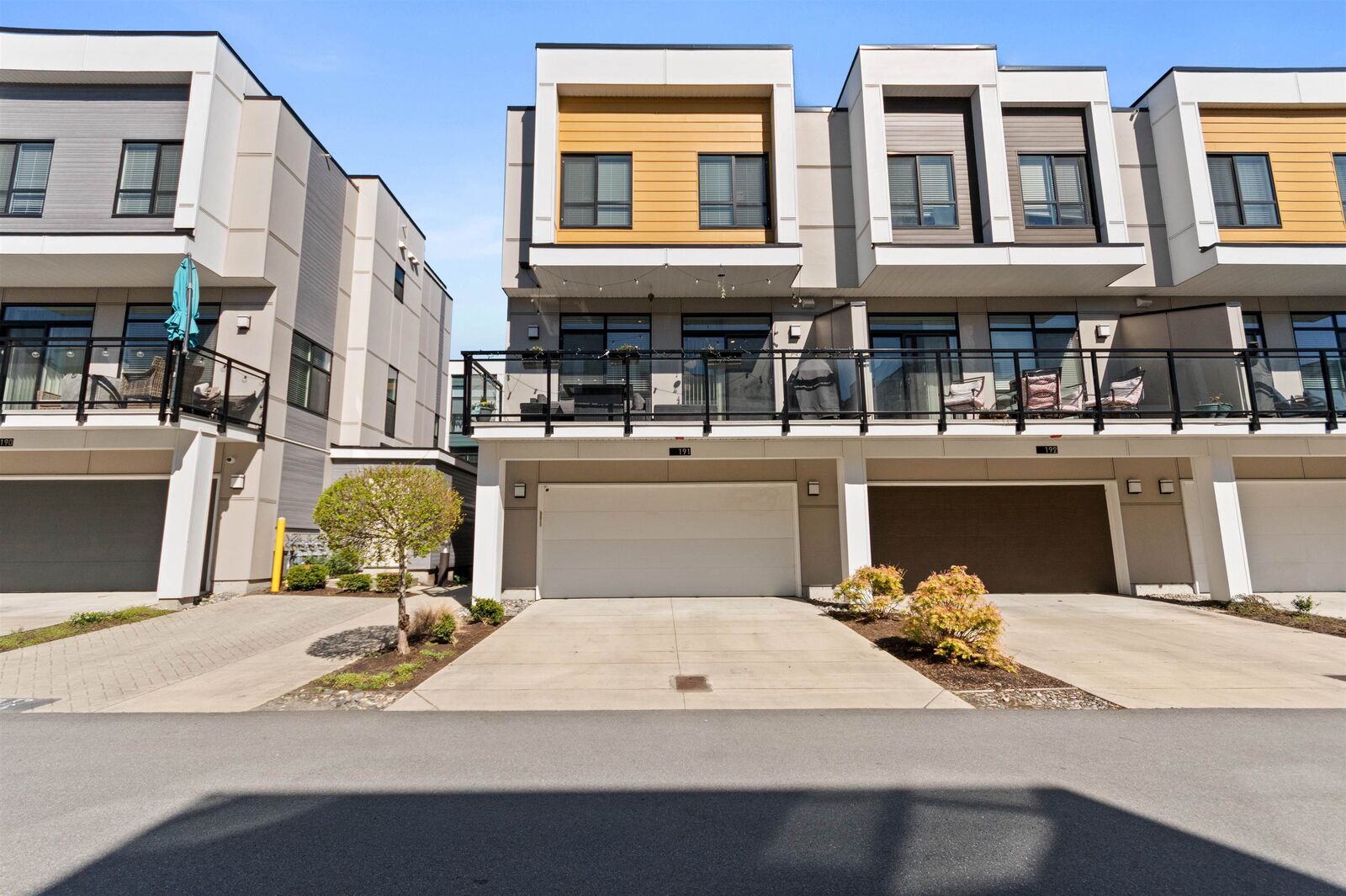 Property Photo: 46150 Thomas Road 191 BC V2R 6B3