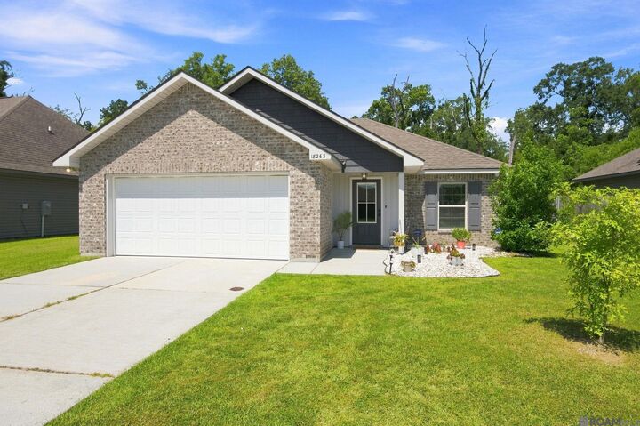 Property Photo: 18263 Terraceside Dr LA 70769
