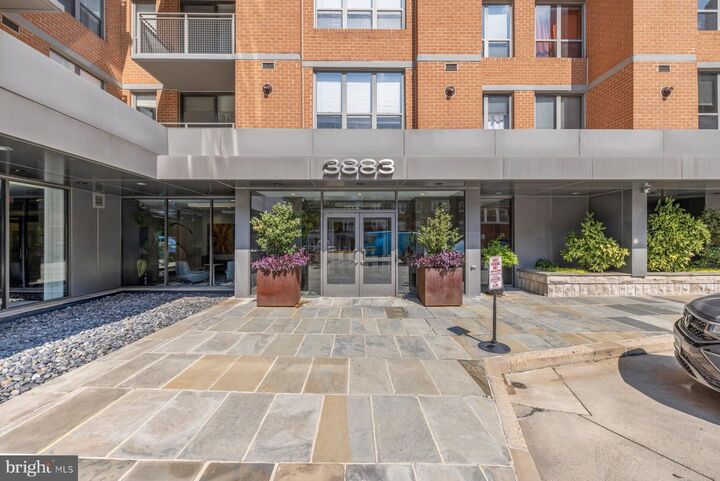 Property Photo: 3883 Connecticut Avenue NW 206 DC 20008