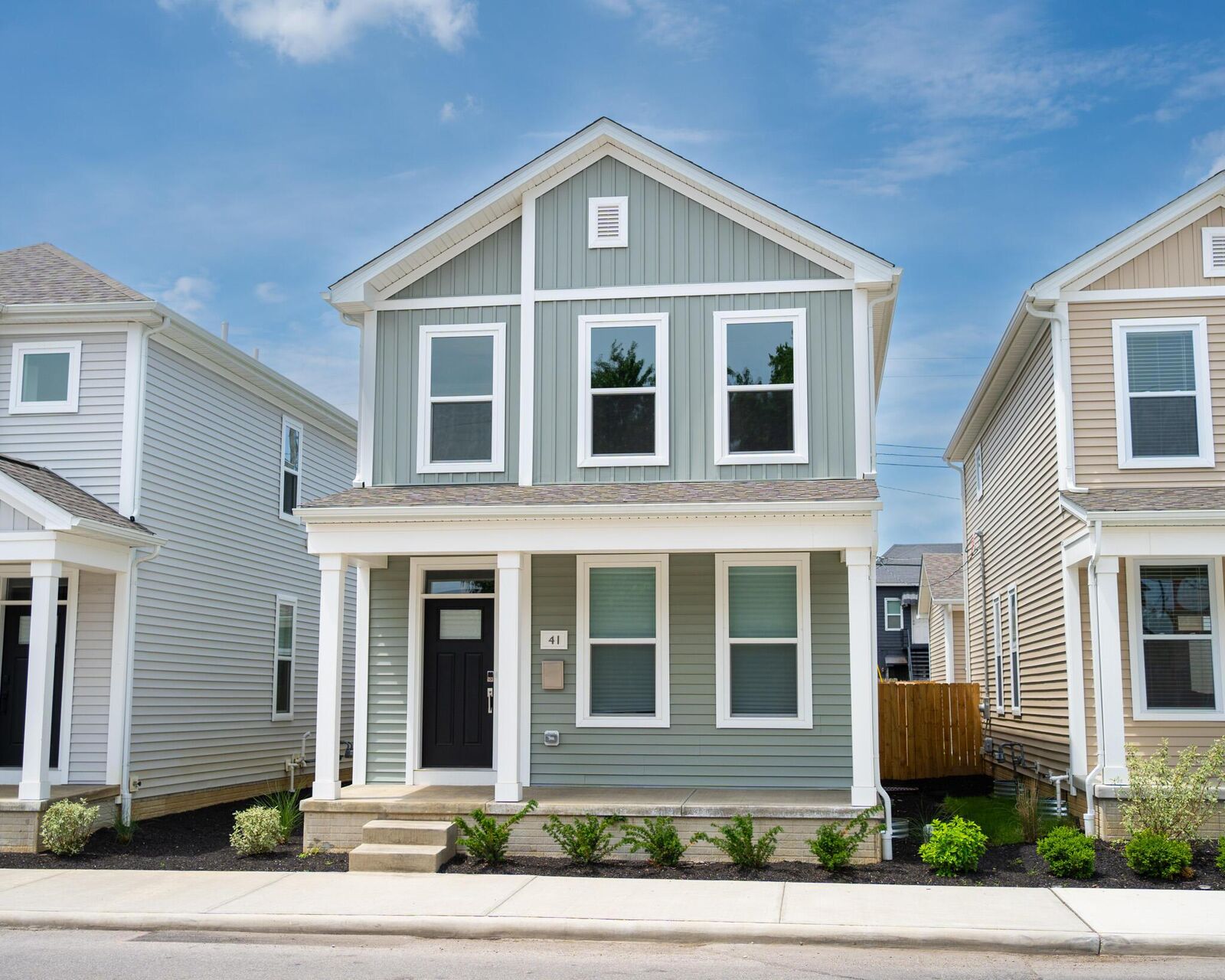 Property Photo:  41 S Hartford Avenue  OH 43222 