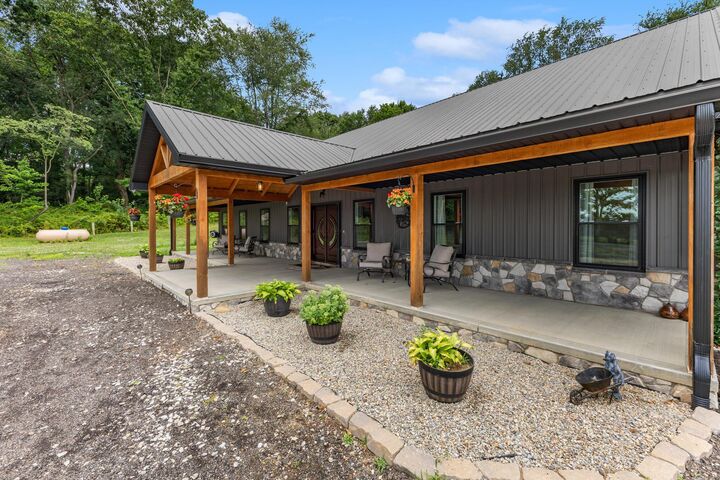 Property Photo:  16265 Fredericktown Amity Road  OH 43019 