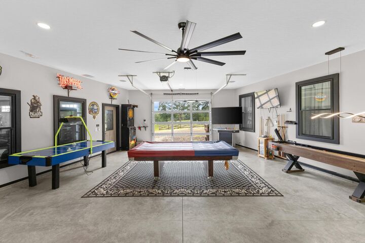 Property Photo: 16265 Fredericktown Amity Road OH 43019