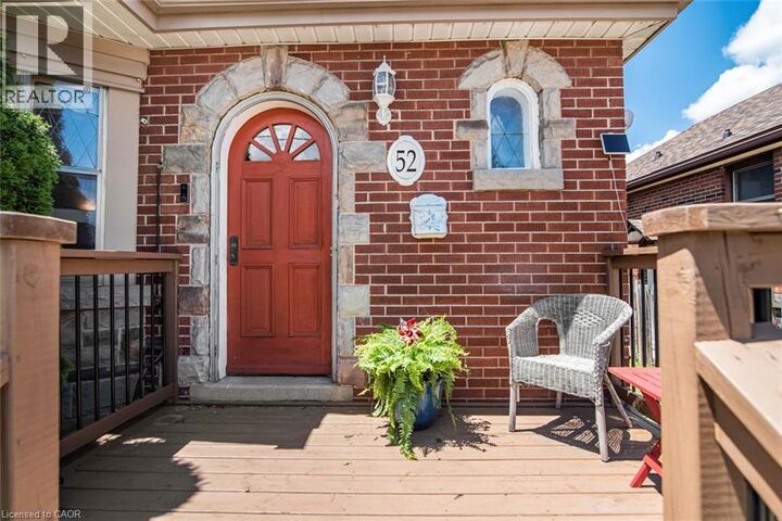 Property Photo:  52 Cameron Avenue South  ON L8K 2W9 