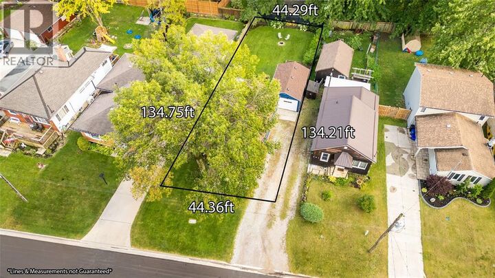 Property Photo:  705 Orchard Street  ON N7V 2X3 