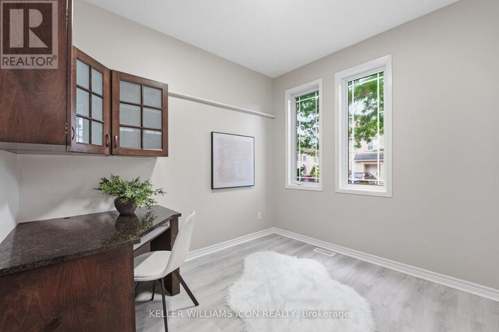 Property Photo: 137 Harbour View Street ON K2G 6Z8