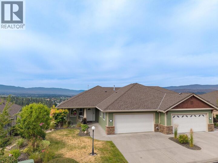5205 Sandhills Drive — photo 1