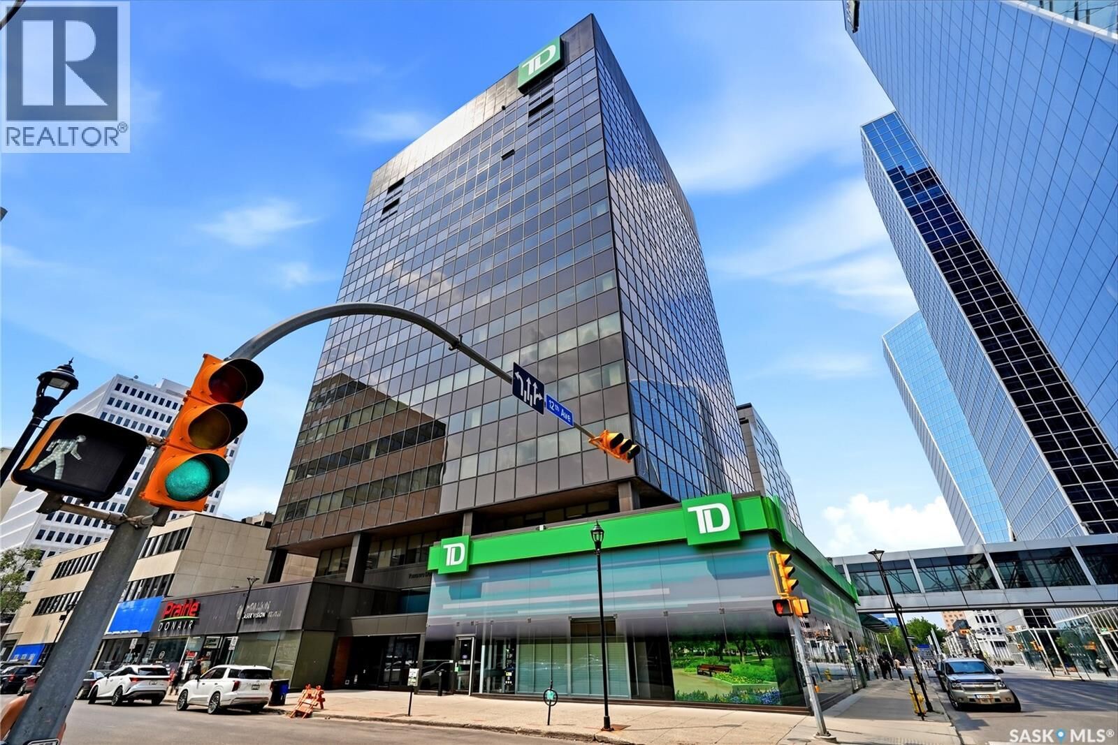Property Photo:  1102 1914 Hamilton Street  SK S4P 3N6 